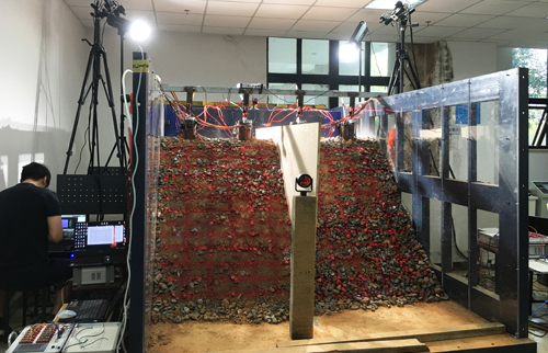 位移動(dòng)態(tài)測(cè)量