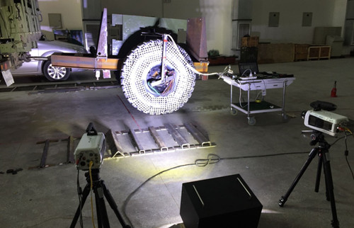 軍用汽車(chē)輪胎過(guò)障礙變形測(cè)量