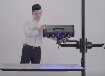 工業(yè)級(jí)藍(lán)光三維掃描儀.jpg 工業(yè)級(jí)藍(lán)光三維掃描儀.jpg