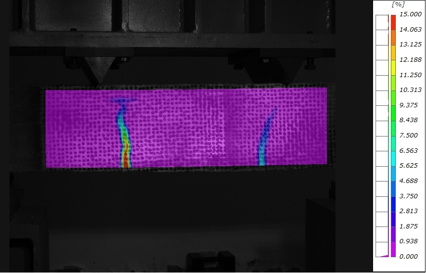 數(shù)字圖像相關(guān)法DIC用于三點(diǎn)彎曲裂縫測(cè)試.jpg 數(shù)字圖像相關(guān)法DIC用于三點(diǎn)彎曲裂縫測(cè)試.jpg