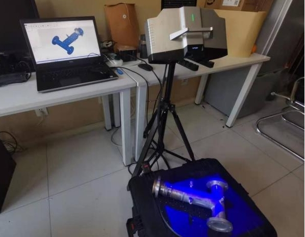 高精度三維掃描儀用于鋁合金零部件三維尺寸測(cè)量.jpg