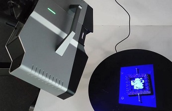面對(duì)精密零件、大尺寸零件，藍(lán)光三維掃描儀如何快速掃描？