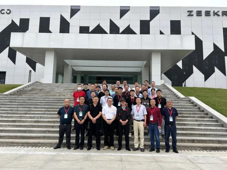 新拓三維攜高精度藍(lán)光三維掃描儀、XTDIC-FLC板材極限成形測量系統(tǒng)、Tube Qualify 三維彎管測量系統(tǒng)參展.jpg