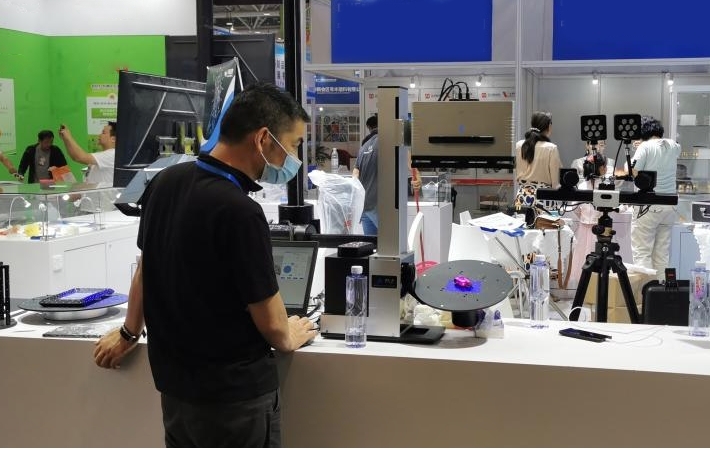 DMP大灣區(qū)工博會新拓三維展出XTOM高精度藍(lán)光三維掃描儀.jpg DMP大灣區(qū)工博會新拓三維展出XTOM高精度藍(lán)光三維掃描儀.jpg