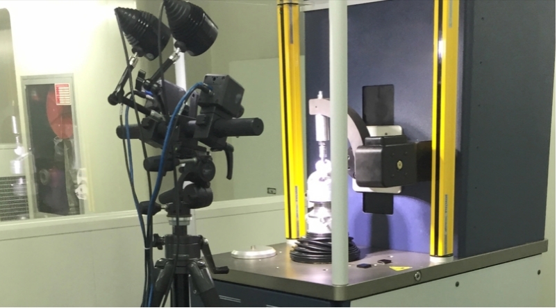 數(shù)字圖像相關(guān)技術(shù)(DIC)在生物力學(xué)領(lǐng)域的應(yīng)用:胯關(guān)節(jié)運(yùn)動(dòng)模擬DIC測(cè)試.jpg 數(shù)字圖像相關(guān)技術(shù)(DIC)在生物力學(xué)領(lǐng)域的應(yīng)用:胯關(guān)節(jié)運(yùn)動(dòng)模擬DIC測(cè)試.jpg