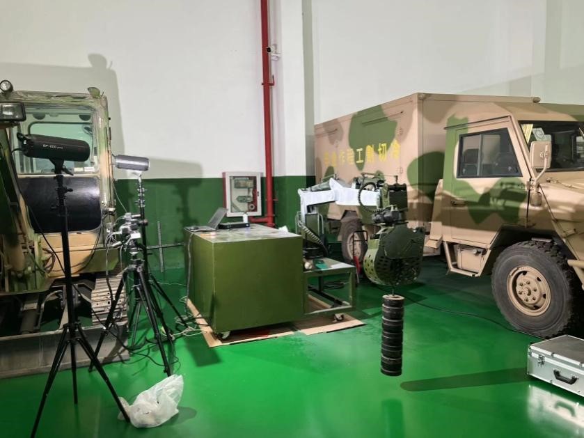 dic三維全場應變測量系統(tǒng)用于機械臂全伸展重載效應下全場變形DIC分析.jpg dic三維全場應變測量系統(tǒng)用于機械臂全伸展重載效應下全場變形DIC分析.jpg