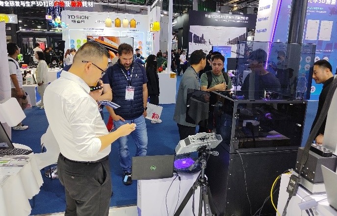 XTOM藍(lán)光三維掃描儀用于3D打印中小尺寸零部件3D檢測.jpg XTOM藍(lán)光三維掃描儀用于3D打印中小尺寸零部件3D檢測.jpg