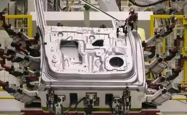 藍光三維掃描儀用于汽車鈑金件全尺寸3D檢測.jpg 藍光三維掃描儀用于汽車鈑金件全尺寸3D檢測.jpg