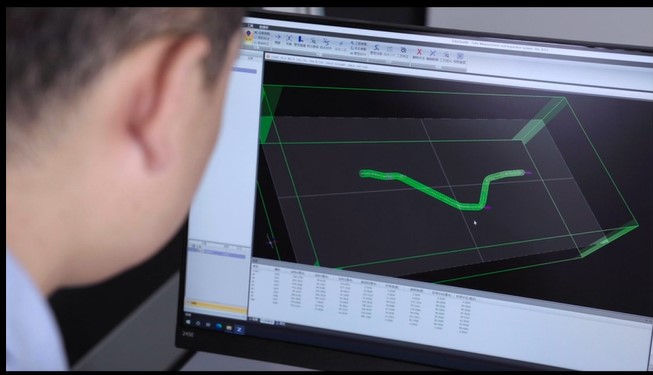 新拓三維TUBE QUALIFY彎管在線檢測系統(tǒng)用于彎管三維模型重建.jpg 新拓三維TUBE QUALIFY彎管在線檢測系統(tǒng)用于彎管三維模型重建.jpg