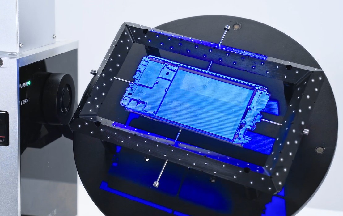 新拓三維XTOM自動化藍(lán)光三維掃描檢測系統(tǒng)支持一鍵式標(biāo)定.jpg 新拓三維XTOM自動化藍(lán)光三維掃描檢測系統(tǒng)支持一鍵式標(biāo)定.jpg