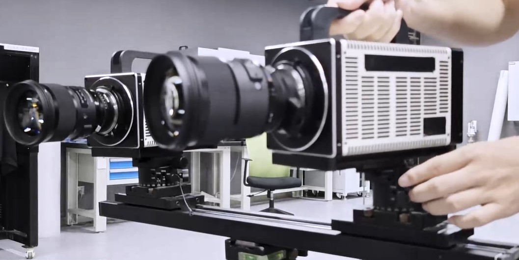 高速攝像機(jī)采集無人機(jī)槳葉高速旋轉(zhuǎn)圖像.jpg 高速攝像機(jī)采集無人機(jī)槳葉高速旋轉(zhuǎn)圖像.jpg