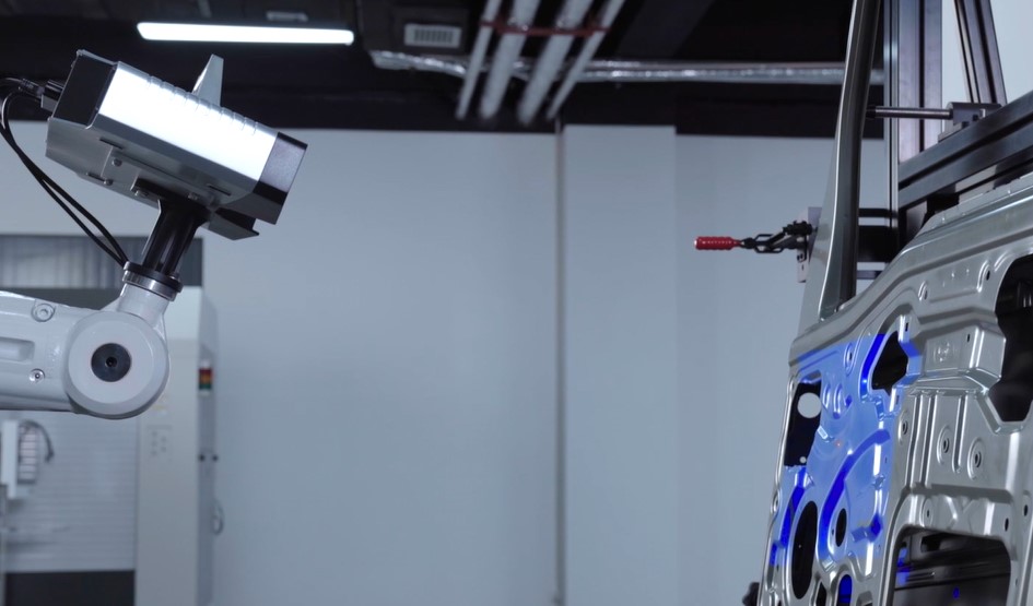 新拓三維XTOM-STATION自動化三維檢測中心:自動化藍(lán)光三維掃描.jpg 新拓三維XTOM-STATION自動化三維檢測中心:自動化藍(lán)光三維掃描.jpg