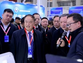  新拓三維攜工業(yè)級藍光3D掃描產品參展第七屆中國（成都站）國際 3D打印大會