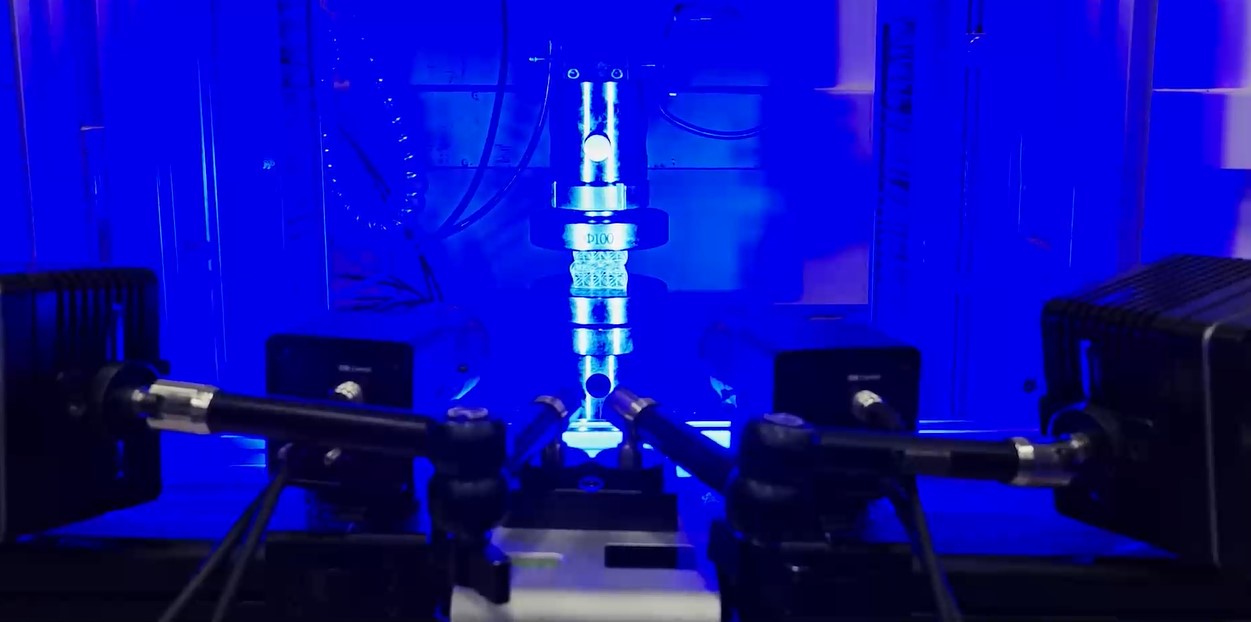 XTDIC三維全場應變測量系統(tǒng)采集3D打印結(jié)構(gòu)件壓縮過程變形圖像.jpg XTDIC三維全場應變測量系統(tǒng)采集3D打印結(jié)構(gòu)件壓縮過程變形圖像.jpg