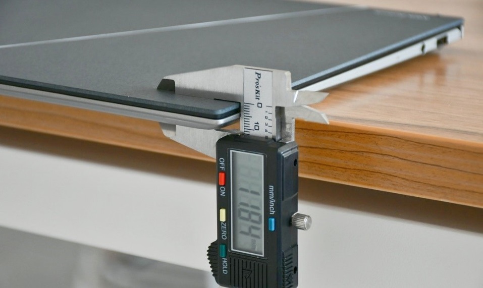 筆記本電腦背板沖壓模具3D尺寸檢測(cè).jpg 筆記本電腦背板沖壓模具3D尺寸檢測(cè).jpg