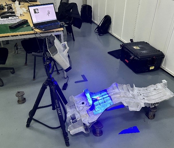 XTOM高精度藍(lán)光三維掃描:掃描采集汽車橫梁壓鑄件點(diǎn)云數(shù)據(jù).jpg XTOM高精度藍(lán)光三維掃描:掃描采集汽車橫梁壓鑄件點(diǎn)云數(shù)據(jù).jpg